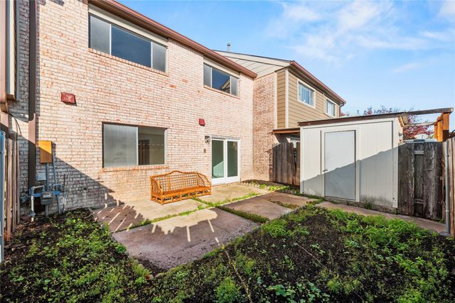 2212 Shadowdale Drive 358, Houston, TX 77043