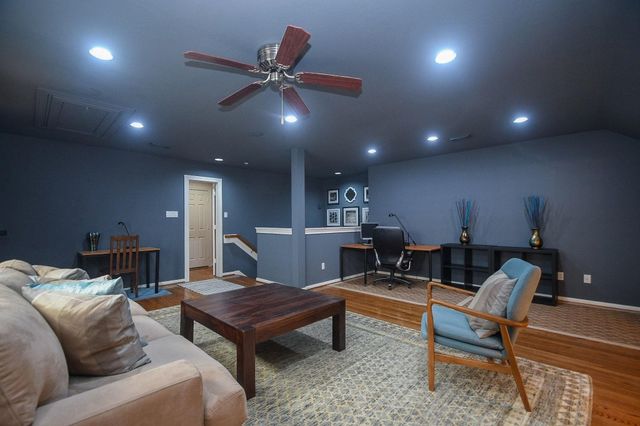 3322 Crosspark Place, Houston, TX 77007