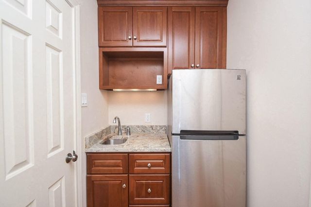 3322 Crosspark Place, Houston, TX 77007