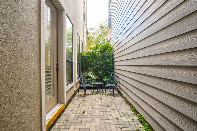 3322 Crosspark Place, Houston, TX 77007