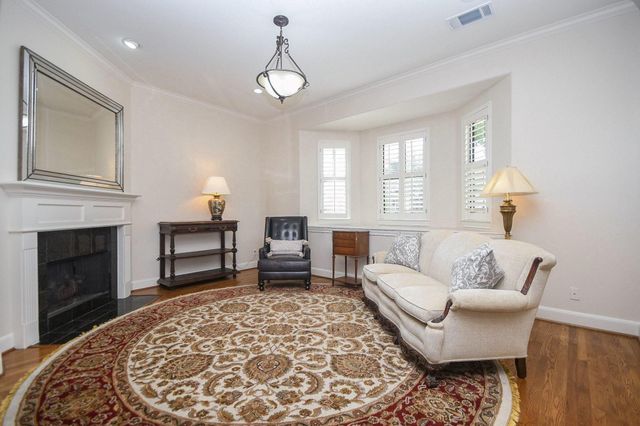3322 Crosspark Place, Houston, TX 77007