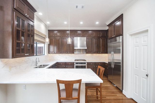 3322 Crosspark Place, Houston, TX 77007