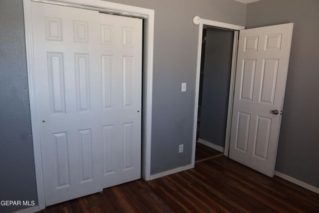 5732 GREEN CASTLE Road, El Paso, TX 79932