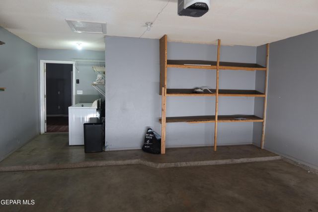 5732 GREEN CASTLE Road, El Paso, TX 79932