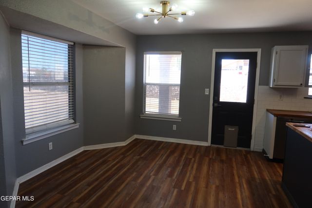 5732 GREEN CASTLE Road, El Paso, TX 79932