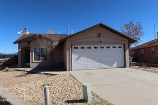 5732 GREEN CASTLE Road, El Paso, TX 79932