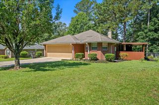 363 Delta Drive W, Hattiesburg, MS 39402