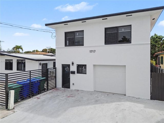 2490 SW 17th St, Miami, FL 33145