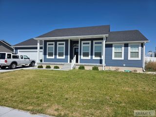 3720 Barcelona Ave, Idaho Falls, ID 83401