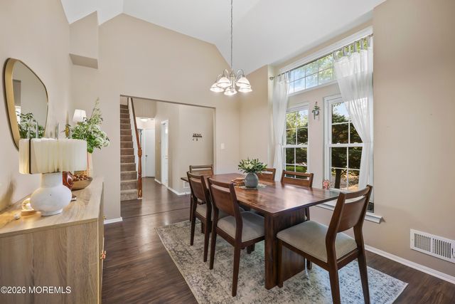 109 Kentucky Way, Freehold, NJ 07728