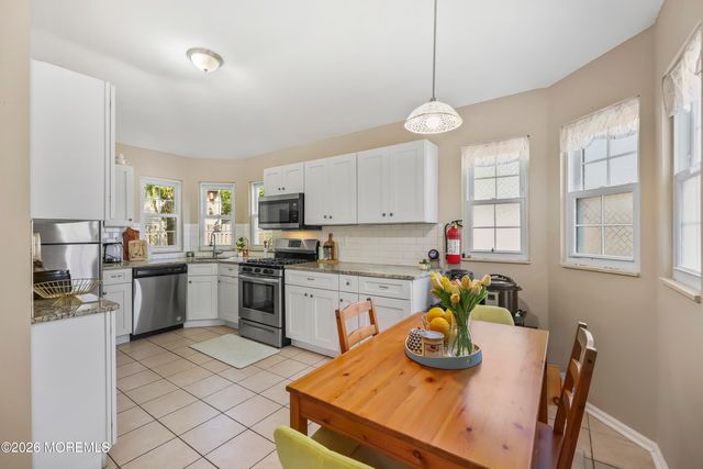 109 Kentucky Way, Freehold, NJ 07728