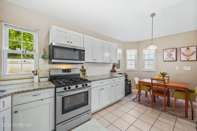 109 Kentucky Way, Freehold, NJ 07728