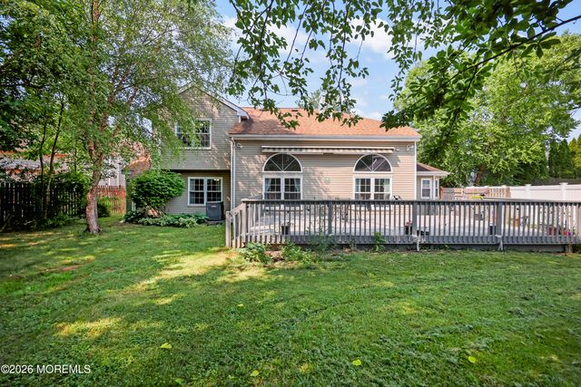 109 Kentucky Way, Freehold, NJ 07728