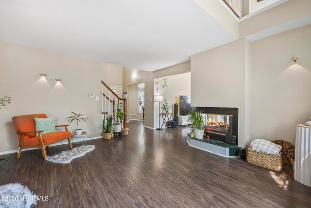 109 Kentucky Way, Freehold, NJ 07728