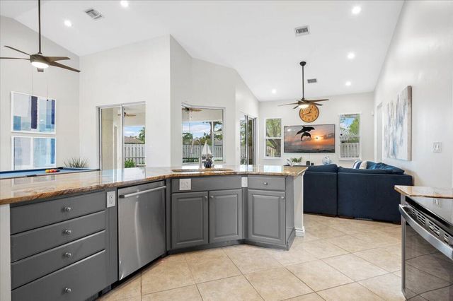 13866 Geranium Place, Wellington, FL 33414
