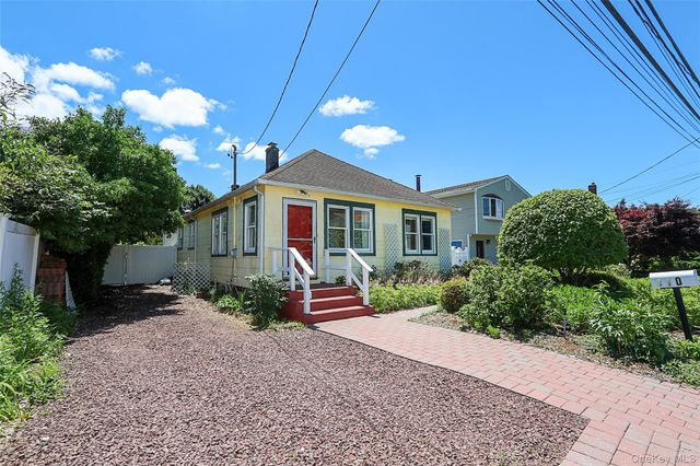 110 Franklin Avenue, East Northport, NY 11731