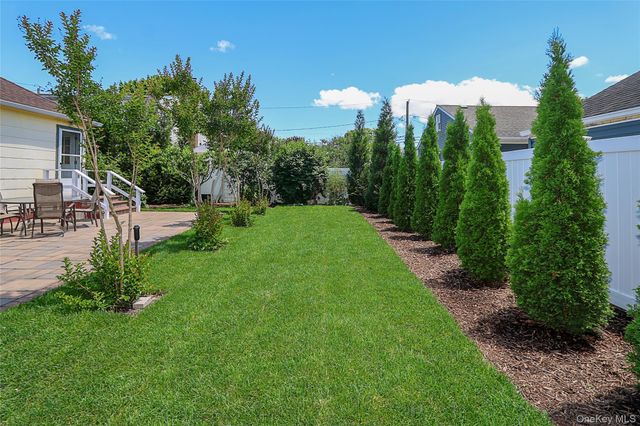 110 Franklin Avenue, East Northport, NY 11731