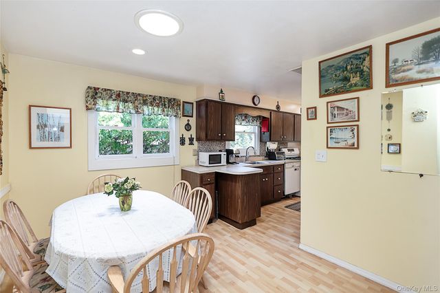 110 Franklin Avenue, East Northport, NY 11731