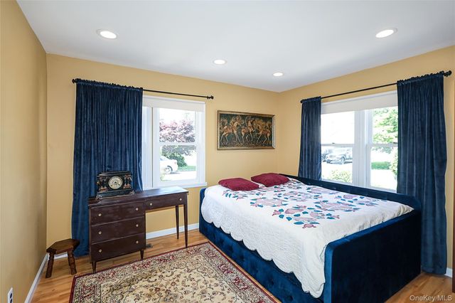 110 Franklin Avenue, East Northport, NY 11731
