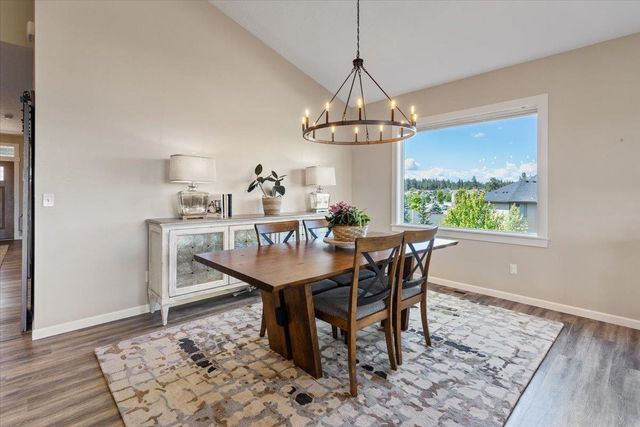 696 W Basalt Ridge Dr, Spokane, WA 99224