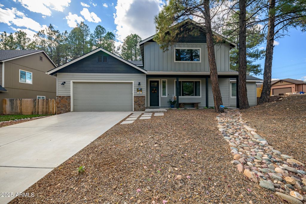 17 E Tranquil Lane, Flagstaff, AZ 86001