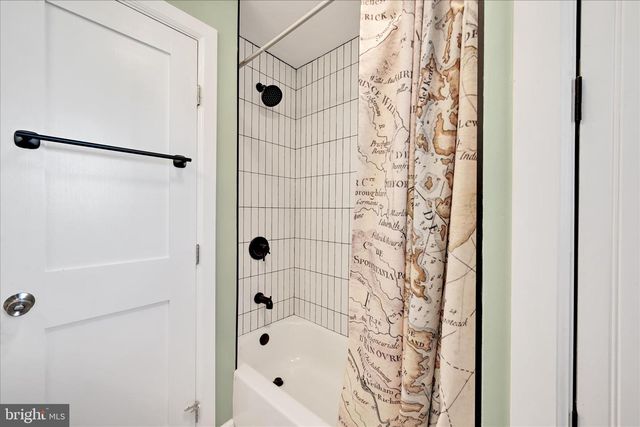 133 CONESTOGA BLVD, Lancaster, PA 17602