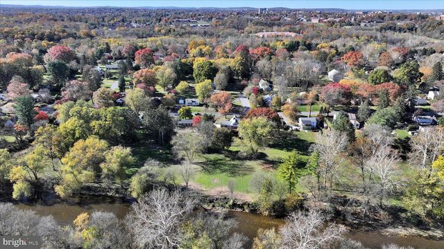 133 CONESTOGA BLVD, Lancaster, PA 17602