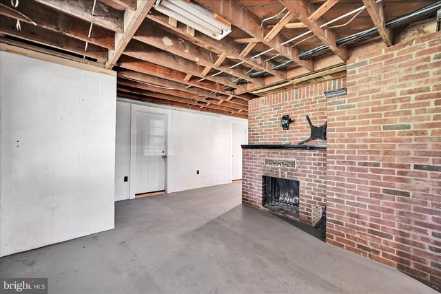 133 CONESTOGA BLVD, Lancaster, PA 17602