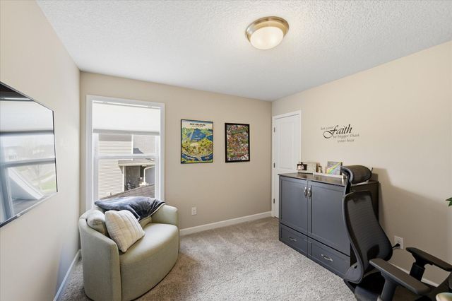 137 6th Street NW, Delano, MN 55328