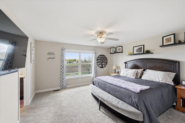 137 6th Street NW, Delano, MN 55328