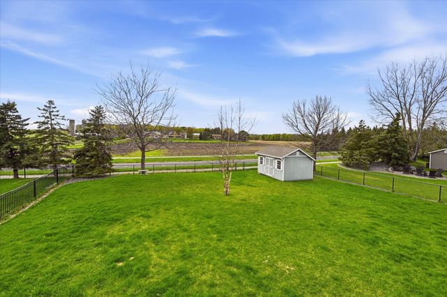 137 6th Street NW, Delano, MN 55328