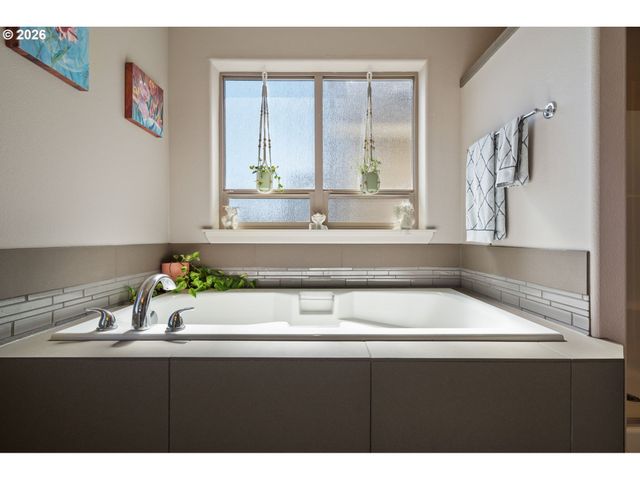 29151 Sw SAN MIGUEL Ln, Wilsonville, OR 97070