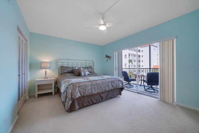 37 Yacht Club Drive Unit 202, North Palm Beach, FL 33408