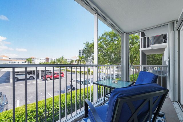 37 Yacht Club Drive Unit 202, North Palm Beach, FL 33408