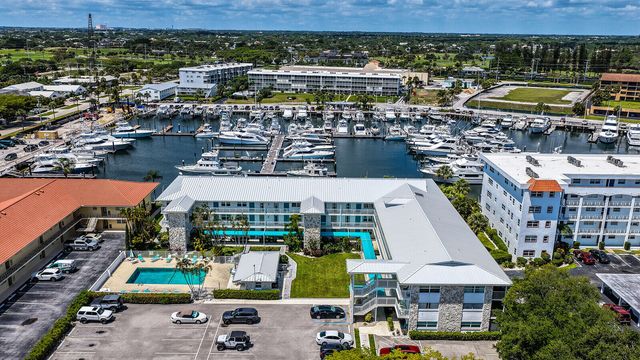 37 Yacht Club Drive Unit 202, North Palm Beach, FL 33408
