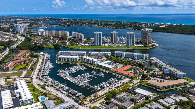 37 Yacht Club Drive Unit 202, North Palm Beach, FL 33408