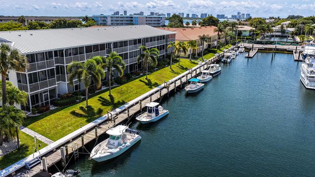 37 Yacht Club Drive Unit 202, North Palm Beach, FL 33408