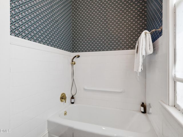 127 Forest Road, Raleigh, NC 27605