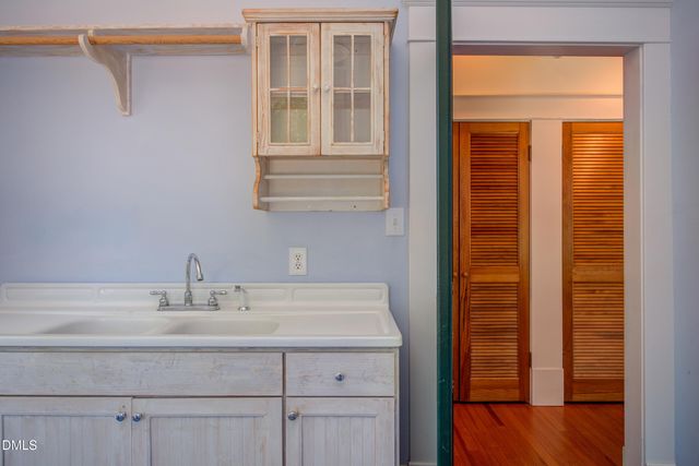127 Forest Road, Raleigh, NC 27605