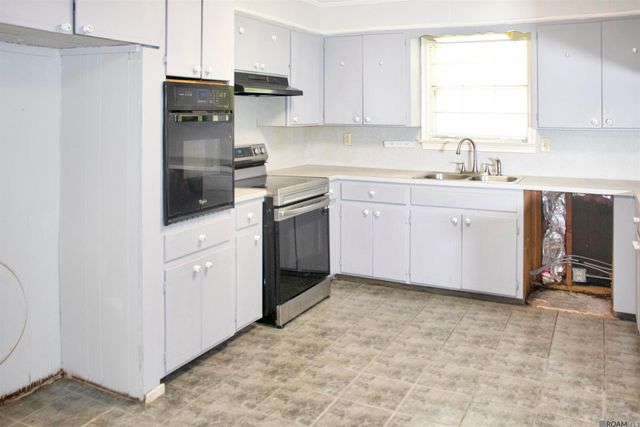 22336 Sutter Ln, Zachary, LA 70791