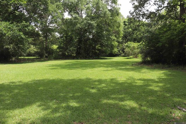 22336 Sutter Ln, Zachary, LA 70791