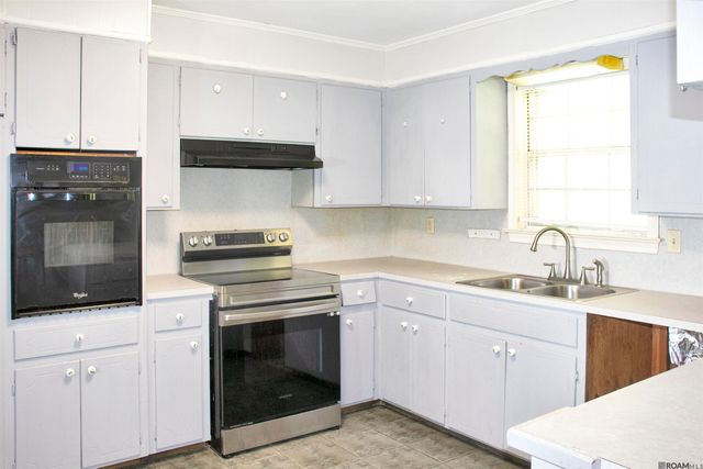 22336 Sutter Ln, Zachary, LA 70791