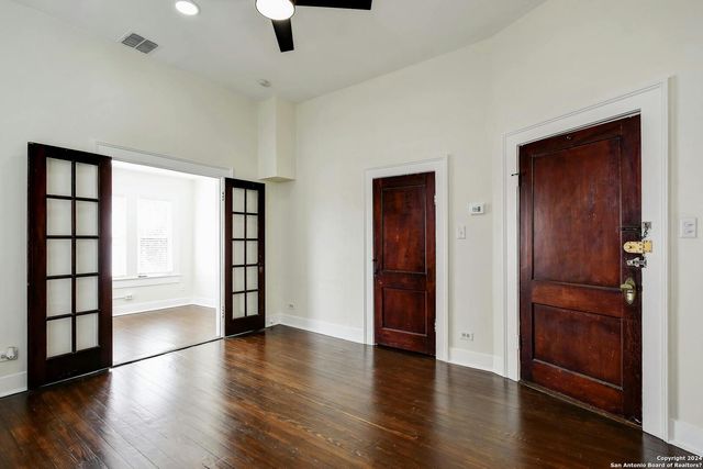 423 W Woodlawn Ave Apt 2, San Antonio, TX 78212