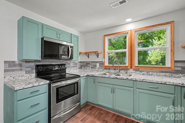 503 E McGregor Street, Pageland, SC 29728