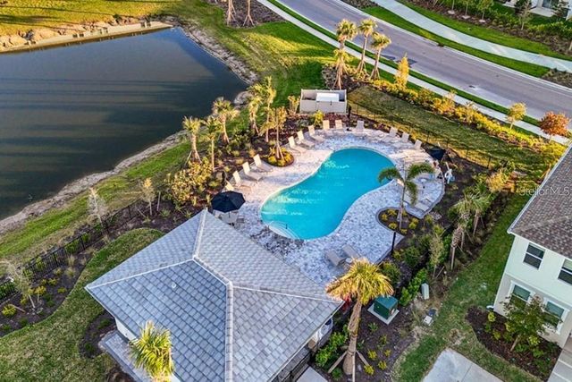 8520 DAYBREAK STREET, Sarasota, FL 34241
