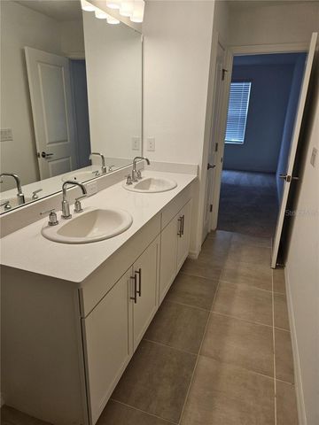 8520 DAYBREAK STREET, Sarasota, FL 34241