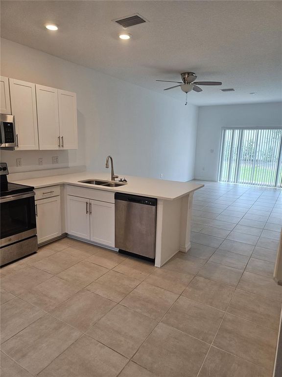 8520 DAYBREAK STREET, Sarasota, FL 34241