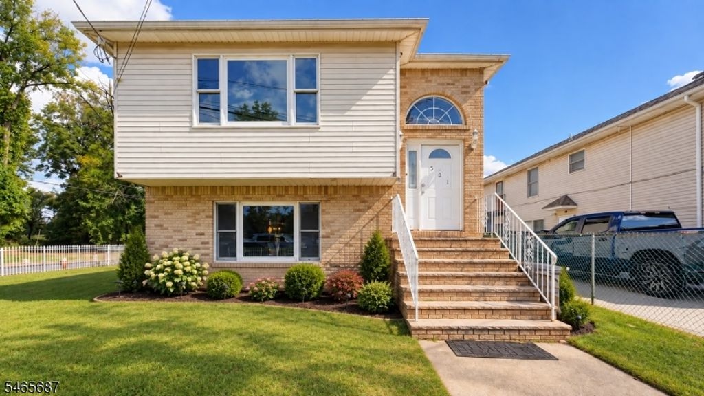 589 Cherry St, Elizabeth City, NJ 07208 — exterior