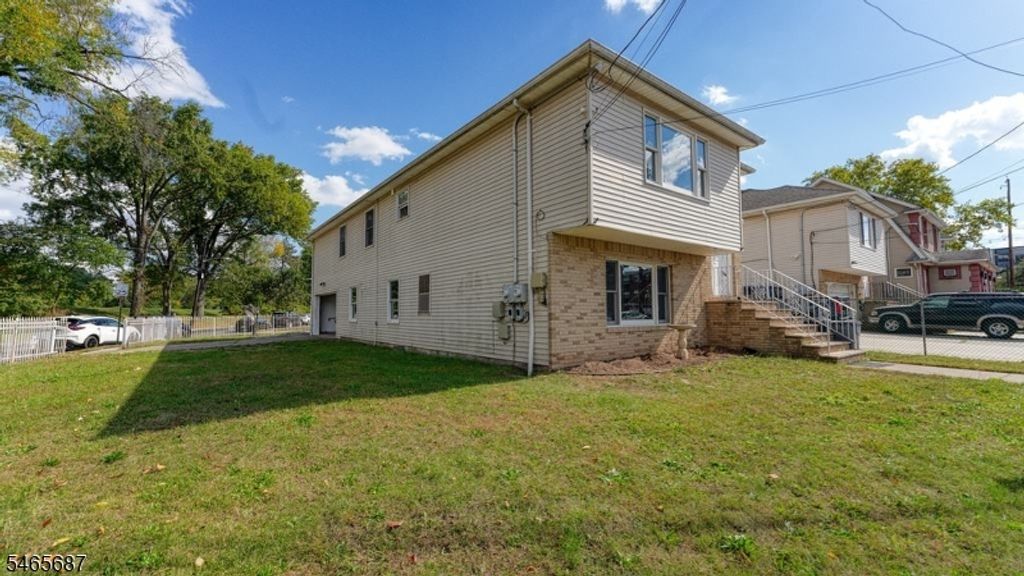 589 Cherry St, Elizabeth City, NJ 07208 — photo 2