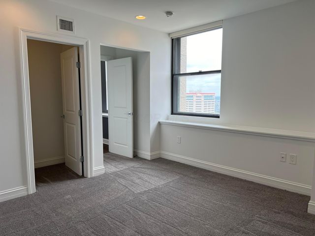 50 W Broad Street, 3502, Columbus, OH 43215